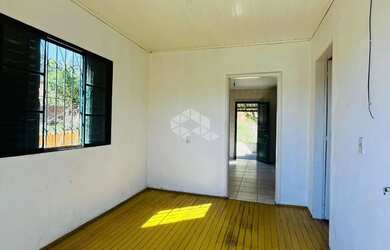 Imagem 8: Casa de 02 quartos e vaga de garagem, à venda, no bairro Urlândia em...