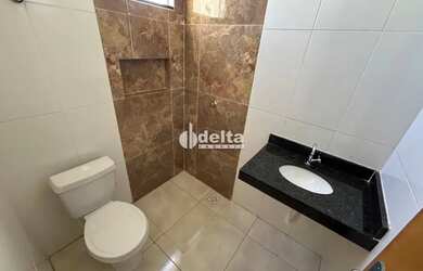 Imagem 6: Sobrado disponível para venda no bairro Novo Mundo em Uberlândia-MG