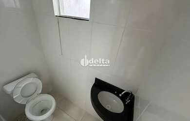 Imagem 9: Sobrado disponível para venda no bairro Novo Mundo em Uberlândia-MG