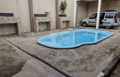 Imagem: O depósito possui 2 Vagas na garagem, 215m² de Área e está