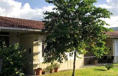 Imagem: A casa em condomínio possui 2 Dormitórios, 1 Banheiro, 1 Vaga