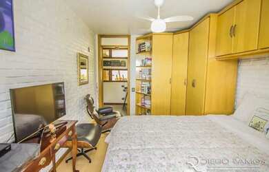 Imagem 13: Casa 3 dormitórios/quartos, sendo uma suite com hidromassagem, com piscina,...