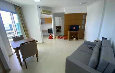 Imagem: O studio possui 2 Dormitórios, 1 Banheiro, 1 Vaga na garagem