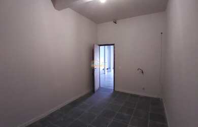 Imagem 10: LOJA para alugar com 70m² por R$ 1.350,00 no bairro Butiatuvinha - CURITIBA...
