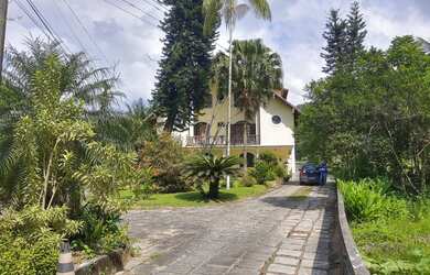 Imagem: A fazenda possui 60.000m² de Área e está localizado em Parada