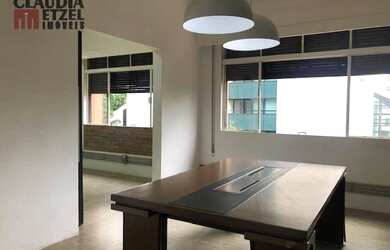 Imagem: O depósito possui 120m² de Área e está localizado em Bela