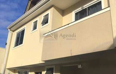 Imagem: A casa possui 3 Dormitórios, 4 Banheiros, 4 Vagas na garagem