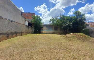 Imagem 5: TERRENO à venda com 483m² por R$ 520.000,00 no bairro Santa Felicidade...