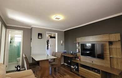 Imagem: O apartamento possui 2 Dormitórios, 1 Banheiro, 1 Vaga na garagem