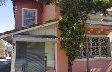 Imagem: O depósito possui 5 Vagas na garagem, 280m² de Área e está