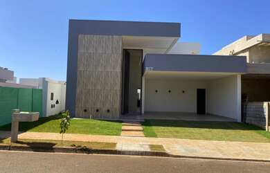 Imagem: A casa em condomínio possui 3 Dormitórios, 4 Banheiros, 4