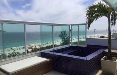 Imagem: O apartamento na cobertura possui 1 Dormitório, 2 Banheiros