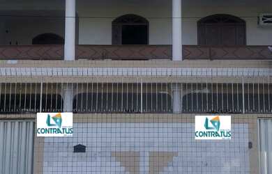 Imagem: A casa possui 5 Dormitórios, 3 Banheiros, 3 Vagas na garagem