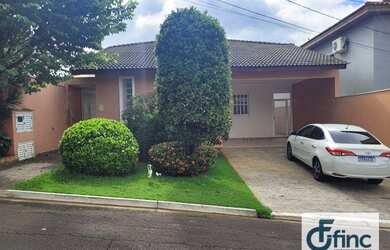 Imagem 1: Casa com 2 dormitórios para alugar, 160 m² por R$ 4.750/mês - Condomínio Constantino Matuc