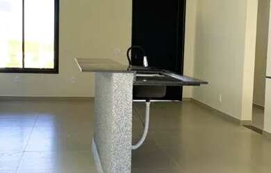 Imagem: A casa em condomínio possui 3 Dormitórios, 1 Banheiro, 2 Vagas