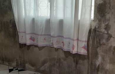 Imagem: A casa possui 2 Dormitórios, 1 Banheiro, 60m² de Área e