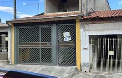 Imagem: A casa possui 3 Dormitórios, 3 Banheiros, 64m² de Área e