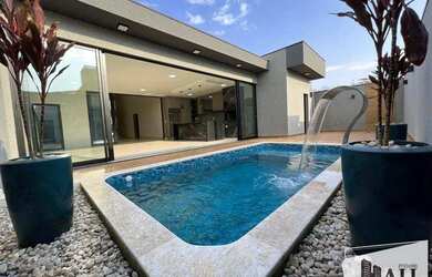 Imagem: A casa em condomínio possui 3 Dormitórios, 5 Banheiros, 4