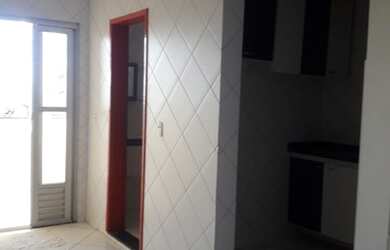 Imagem: A casa possui 2 Dormitórios, 2 Banheiros e está localizado