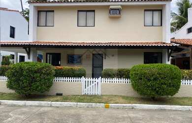 Imagem: A casa em condomínio possui 5 Dormitórios, 2 Banheiros, 2