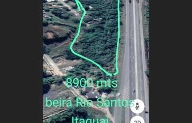 Imagem: O depósito possui 5 Vagas na garagem e 8900m² de Área e está