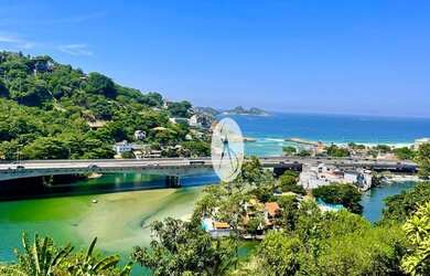 Imagem: O terreno possui 750m² de Área e está localizado em Joá