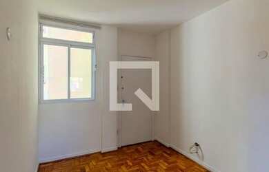 Imagem: O apartamento possui 1 Dormitório, 1 Banheiro, 43m² de Área