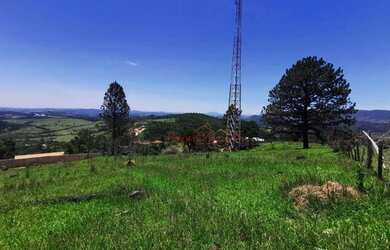 Imagem: O terreno possui 954m² de Área e está localizado em Vitória