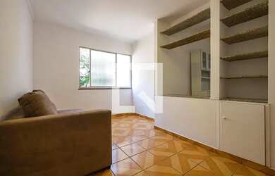 Imagem: O apartamento possui 3 Dormitórios, 1 Banheiro, 66m² de Área