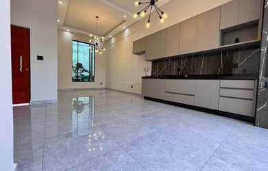 Imagem: A casa em condomínio possui 3 Dormitórios, 2 Banheiros, 4