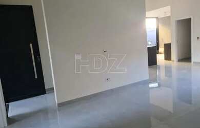 Imagem: A casa em condomínio possui 3 Dormitórios, 3 Banheiros, 4