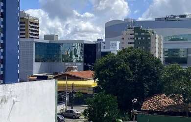 Imagem: O apartamento possui 1 Dormitório, 1 Banheiro, 32m² de Área