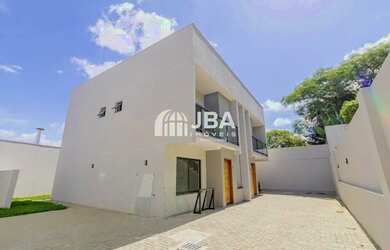 Imagem: A casa em condomínio possui 3 Dormitórios, 3 Banheiros, 2