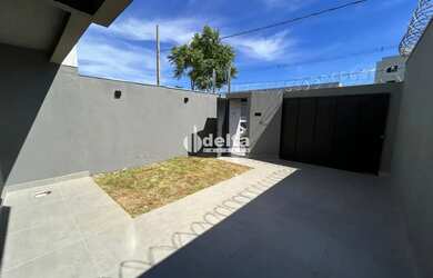 Imagem 11: Sobrado disponível para venda no bairro Novo Mundo em Uberlândia-MG