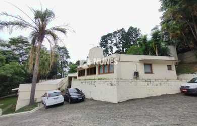 Imagem: O depósito possui 1 Vaga na garagem, 27m² de Área e está