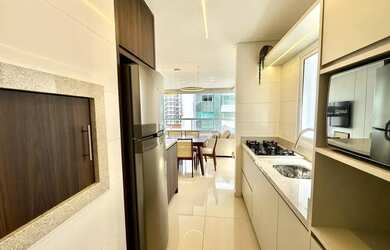 Imagem 12: 3 dormitórios mobiliado e decorado com sacada de frente na Zona Nova...