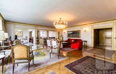 Imagem 3: Apartamento com planta spectacular, varanda e otima localizacao