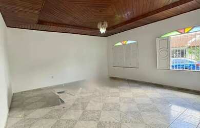 Imagem 14: CASA NA CIDADE NOVA 6. Varanda, Área de serviço, 200m² de Áreae2 Banheiros