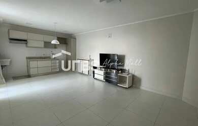 Imagem: O apartamento possui 1 Dormitório, 1 Banheiro, 1 Vaga na garagem