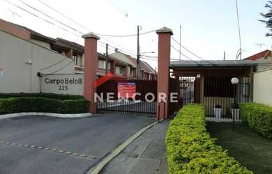 Imagem: A casa possui 3 Dormitórios, 2 Banheiros, 2 Vagas na garagem