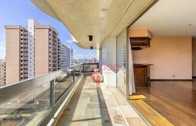 Imagem: O apartamento possui 4 Dormitórios, 5 Banheiros, 4 Vagas na