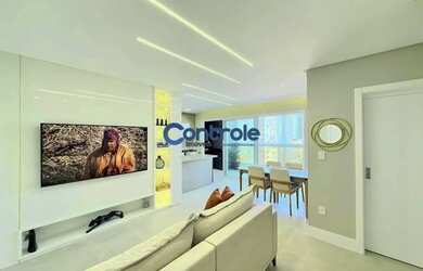 Imagem: O apartamento possui 2 Dormitórios, 3 Banheiros, 1 Vaga na