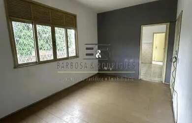 Imagem: O apartamento para alugar possui 2 Dormitórios, 1 Banheiro