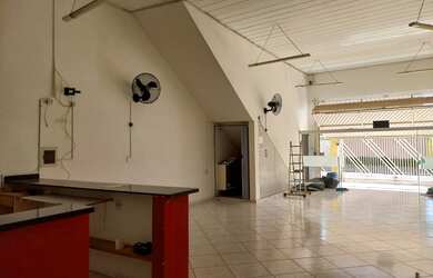 Imagem 7: Galpão/Depósito/Armazém para aluguel possui 180 metros quadrados em...