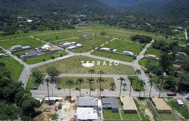 Imagem: O terreno possui 360m² de Área e está localizado em Cotia