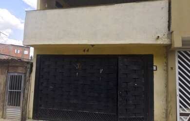 Imagem 1: Vendo casa sobrado com garagem em Carapicuíba bairro alto da Santa Lúcia...