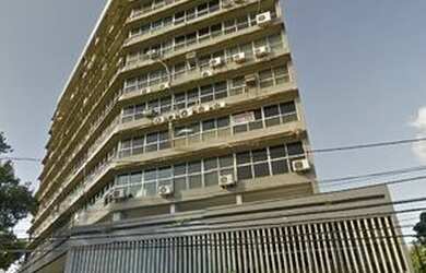 Imagem: O depósito possui 3 Vagas na garagem, 103m² de Área e está