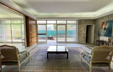 Imagem 5: Casa a venda arquitetura modernista 4 suítes e 6 vagas