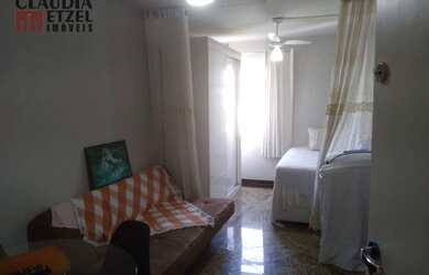 Imagem: A kitnet possui 1 Dormitório, 1 Banheiro, 1 Vaga na garagem