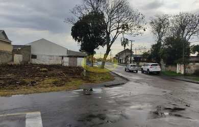 Imagem 2: TERRENO à venda com 301.65m² por R$ 315.000,00 no bairro Xaxim - CURITIBA / PR